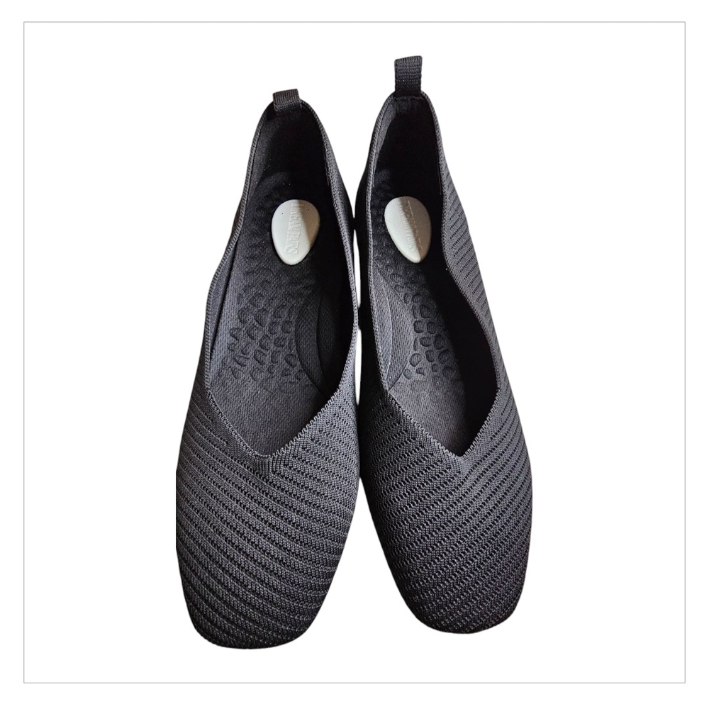 Black Knit Slip-On Loafers with Ribbed Texture